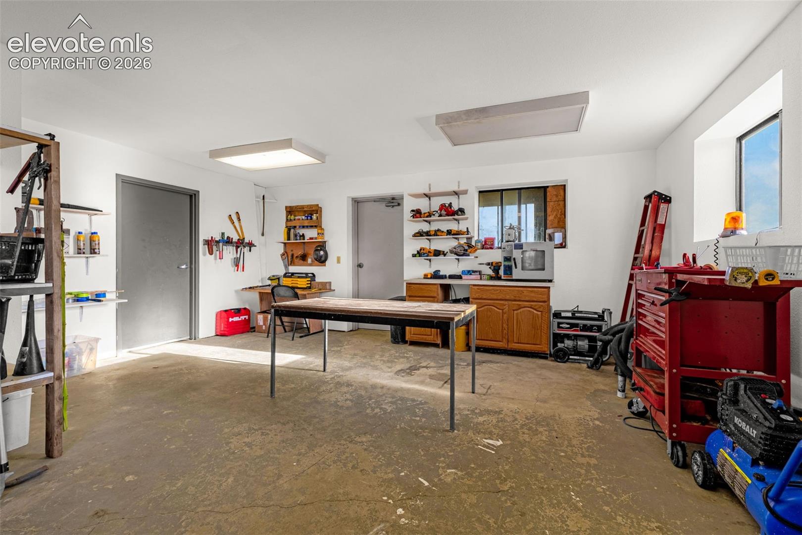 Listing photo 45 for 16255 Barney Road