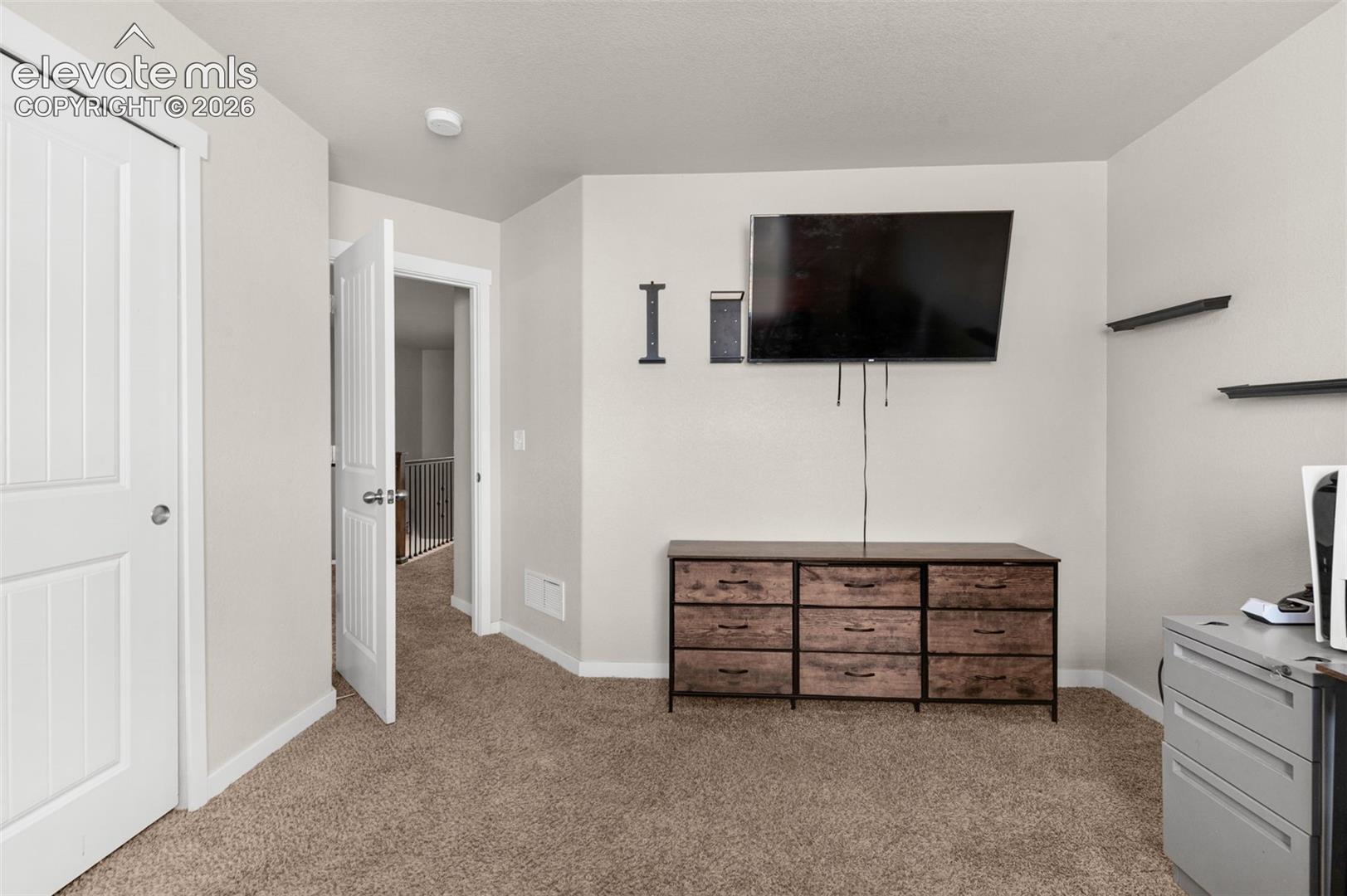 Listing photo 24 for 7437 Bigtooth Maple Drive
