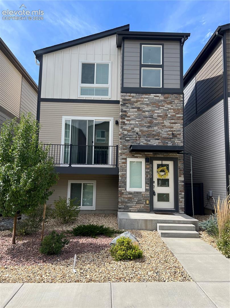 6843 LILY MOUNTAIN Lane