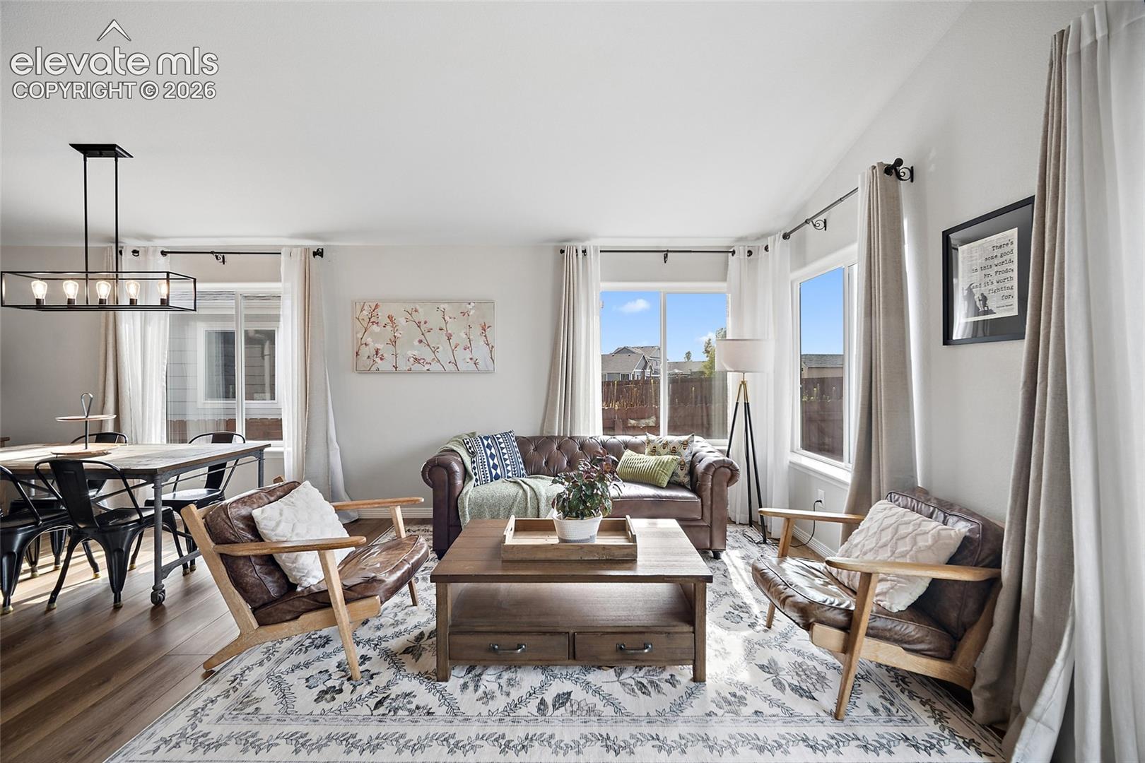Listing photo 11 for 9790 Vistas Park Drive
