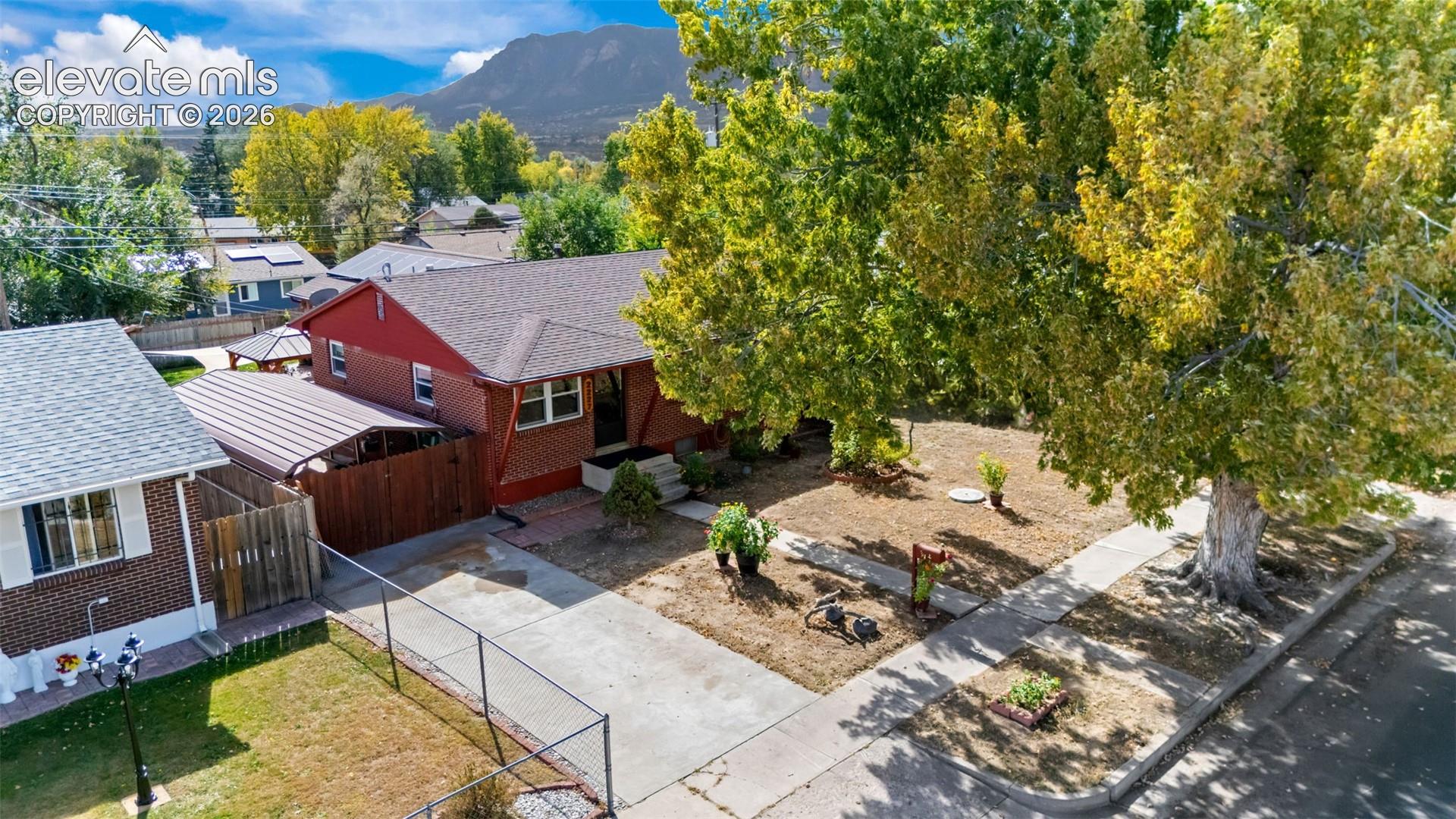 Listing photo 30 for 2227 Saranac Drive