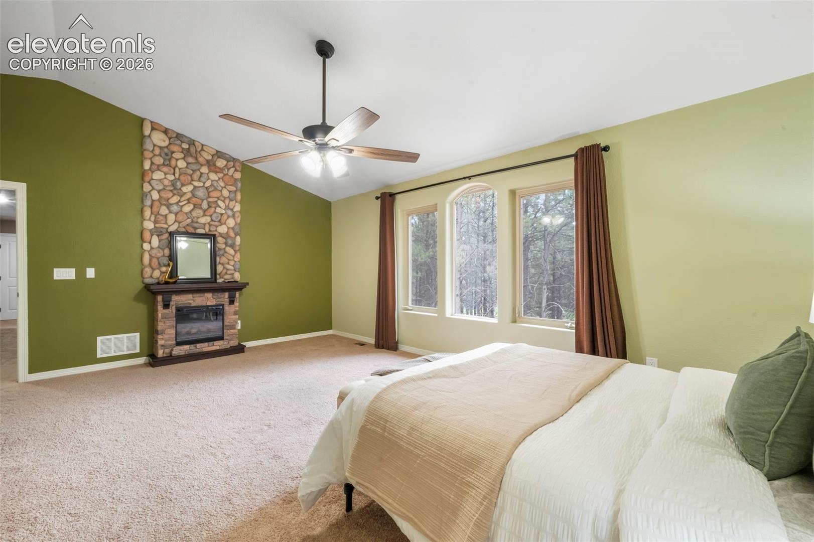 Listing photo 25 for 720 Trumpeters Court