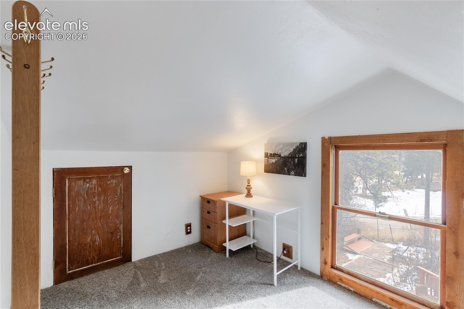10225 Ute Pass Avenue, photo 35