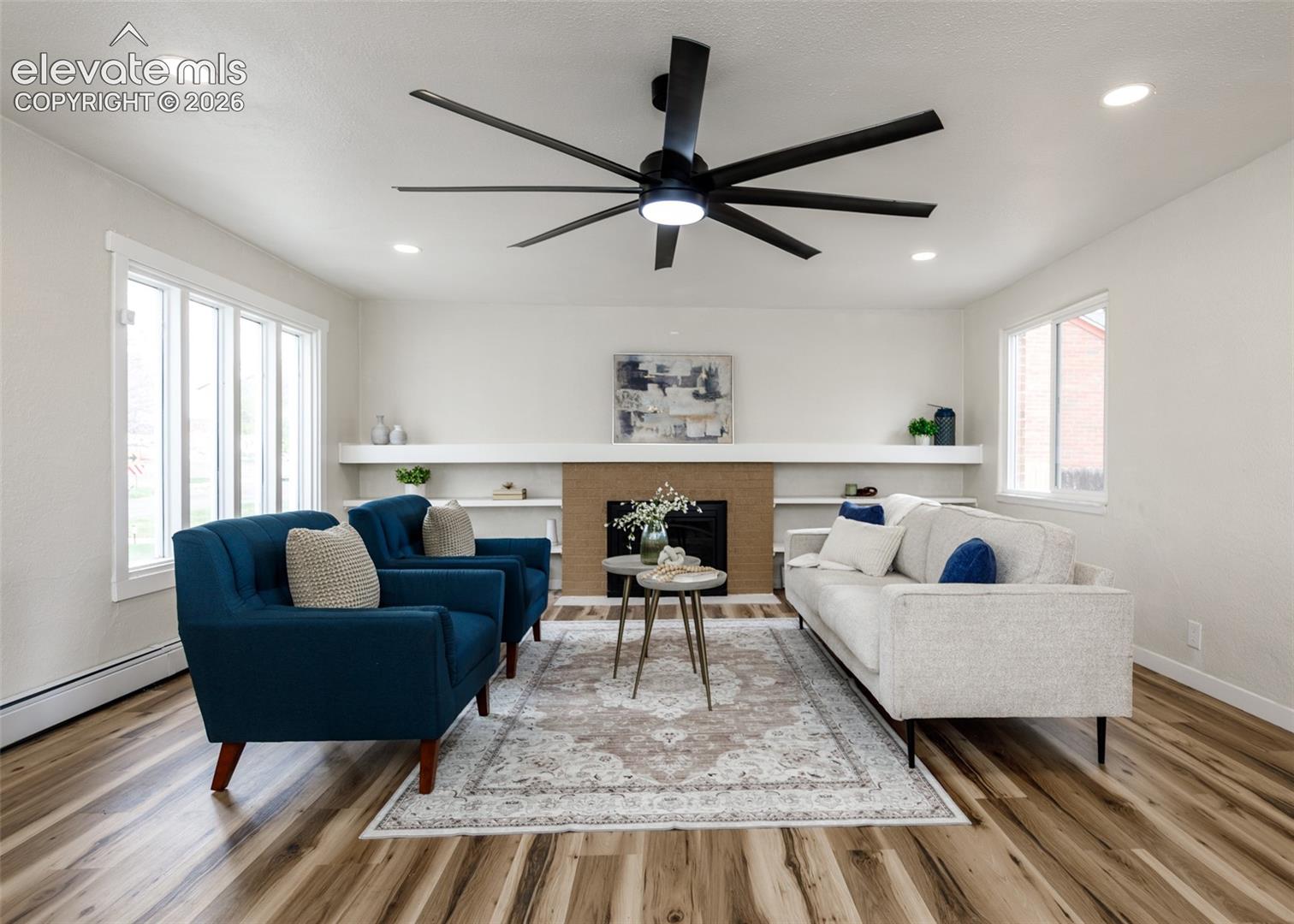 Listing photo 11 for 1306 W Abriendo Avenue