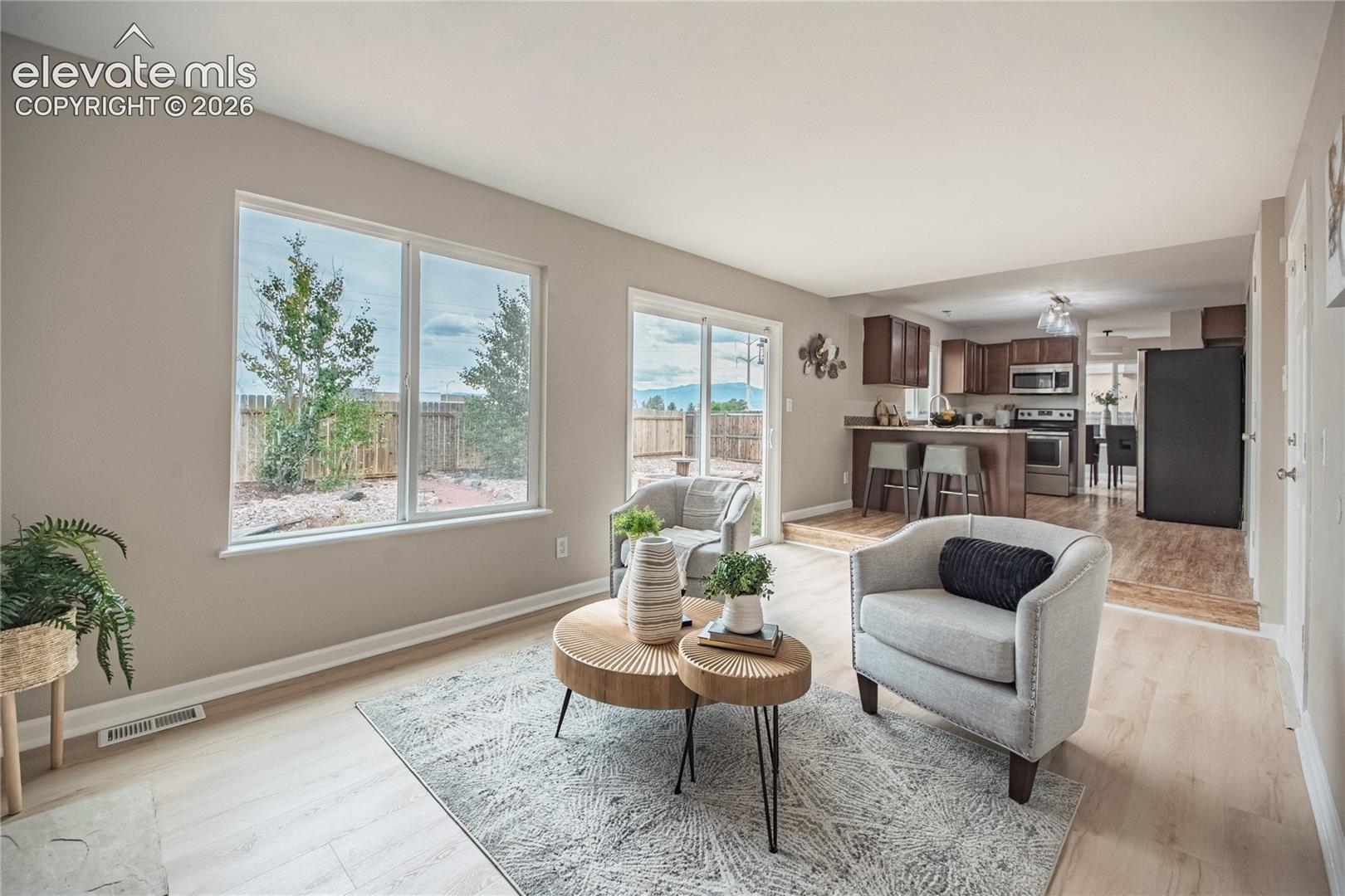 Listing photo 22 for 4325 Ramblewood Drive