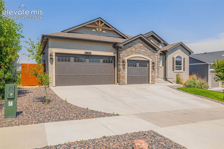 9813 Fairway Glen Drive — listing photo