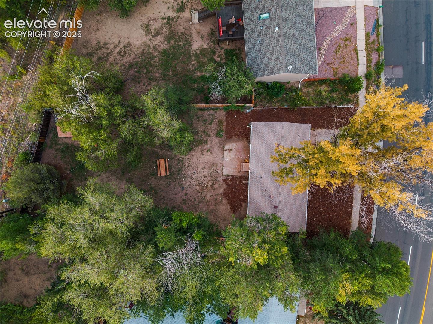 Listing photo 8 for 3928 E Pikes Peak Avenue