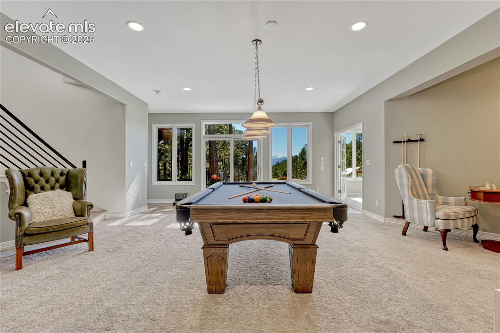 Listing photo 34 for 17180 Colonial Park Drive
