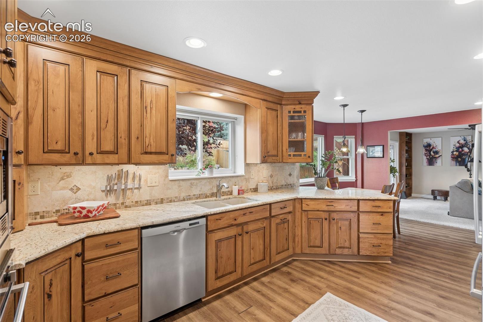 Listing photo 5 for 8269 Brigantine Drive
