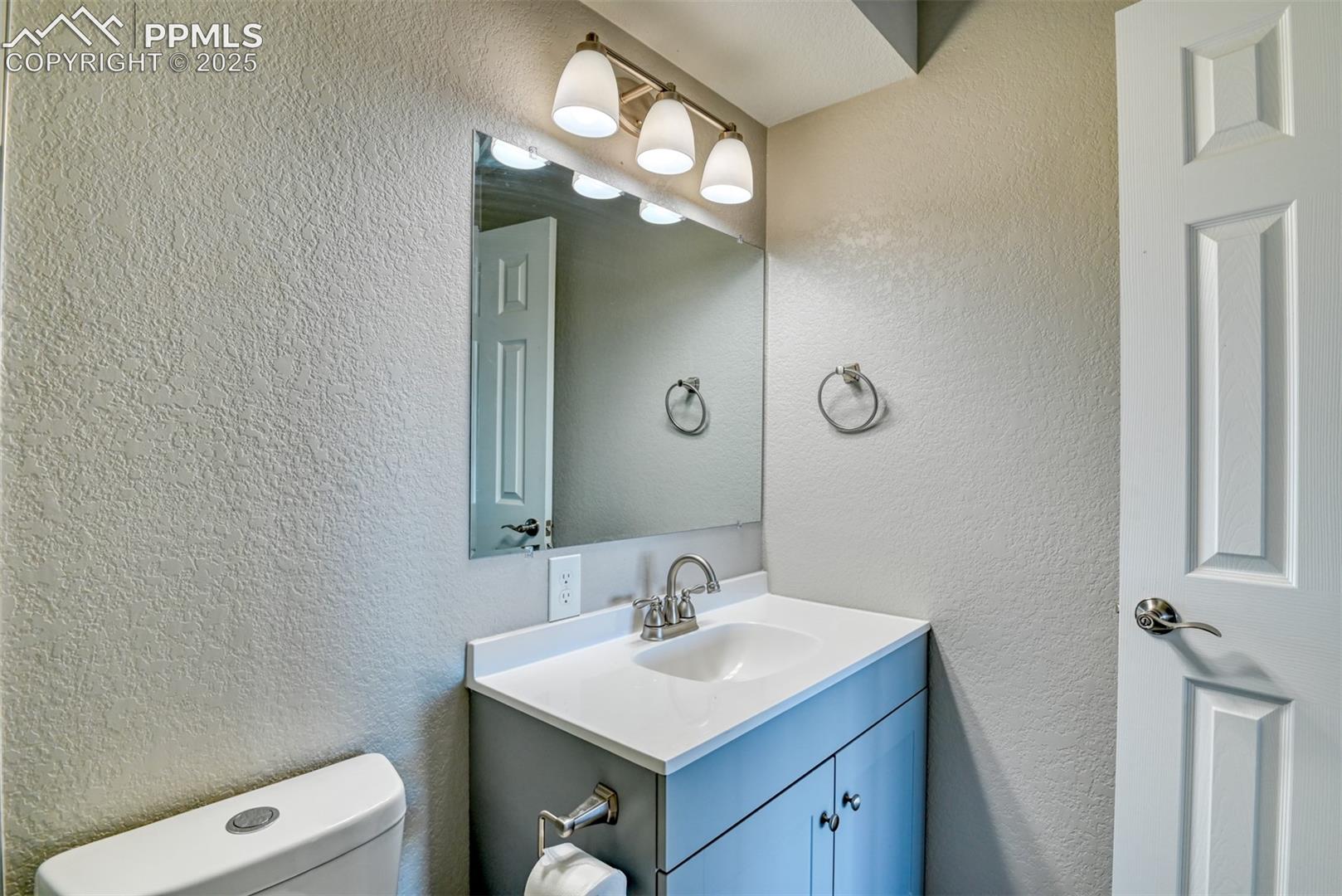 411 Lakewood Circle, photo 23