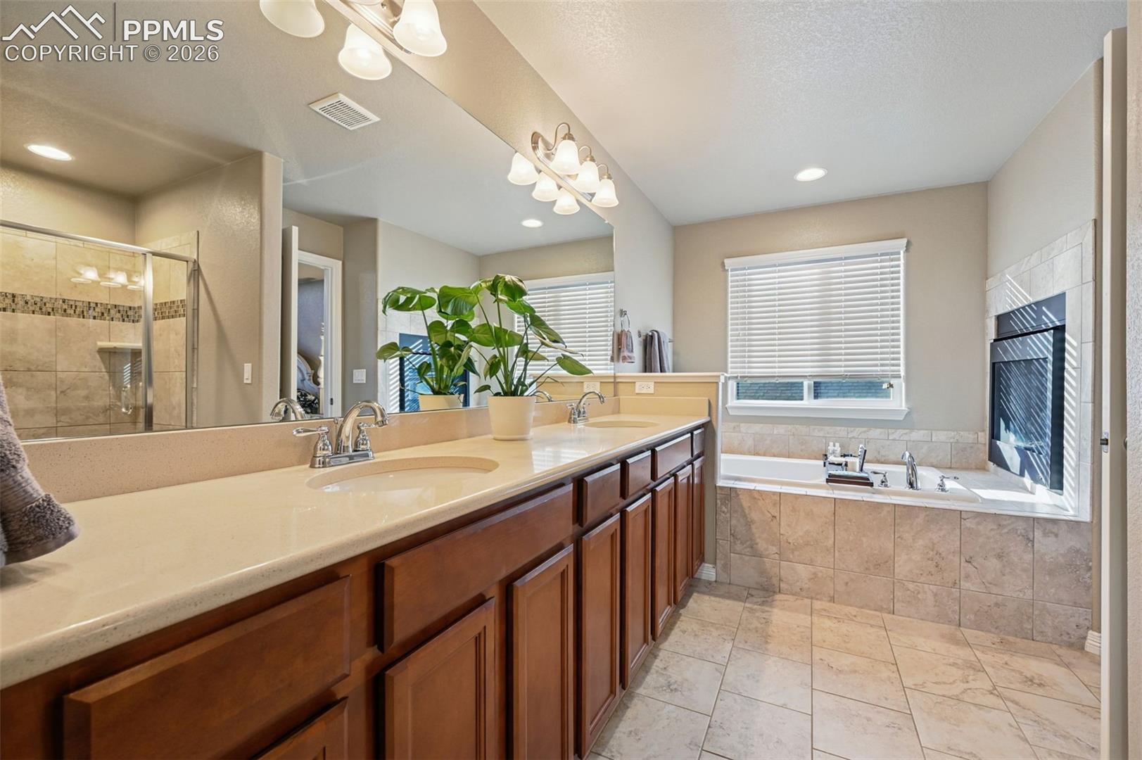 Listing photo 25 for 17861 Smelting Rock Drive