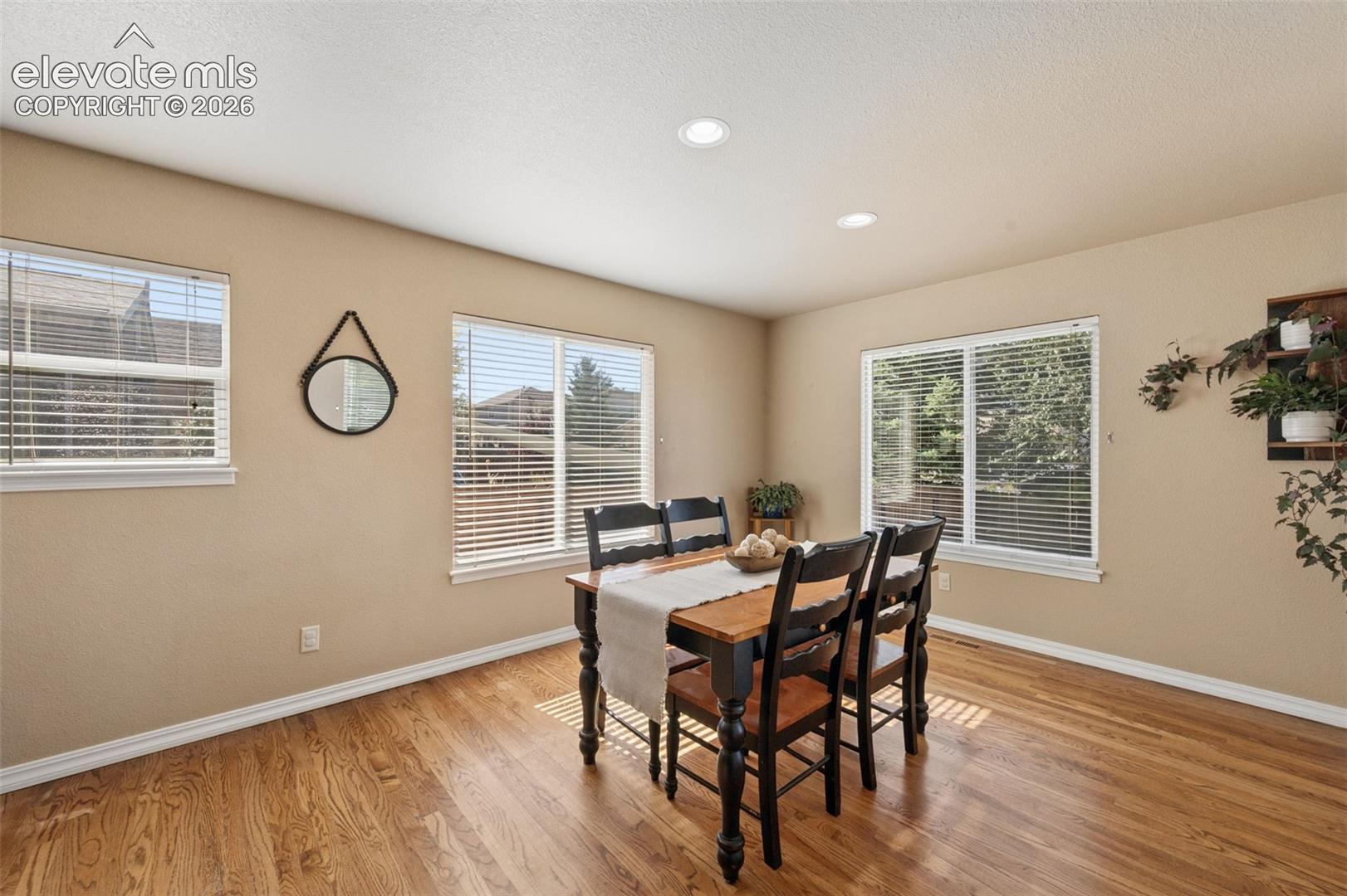 Listing photo 14 for 7966 Mount Hayden Drive