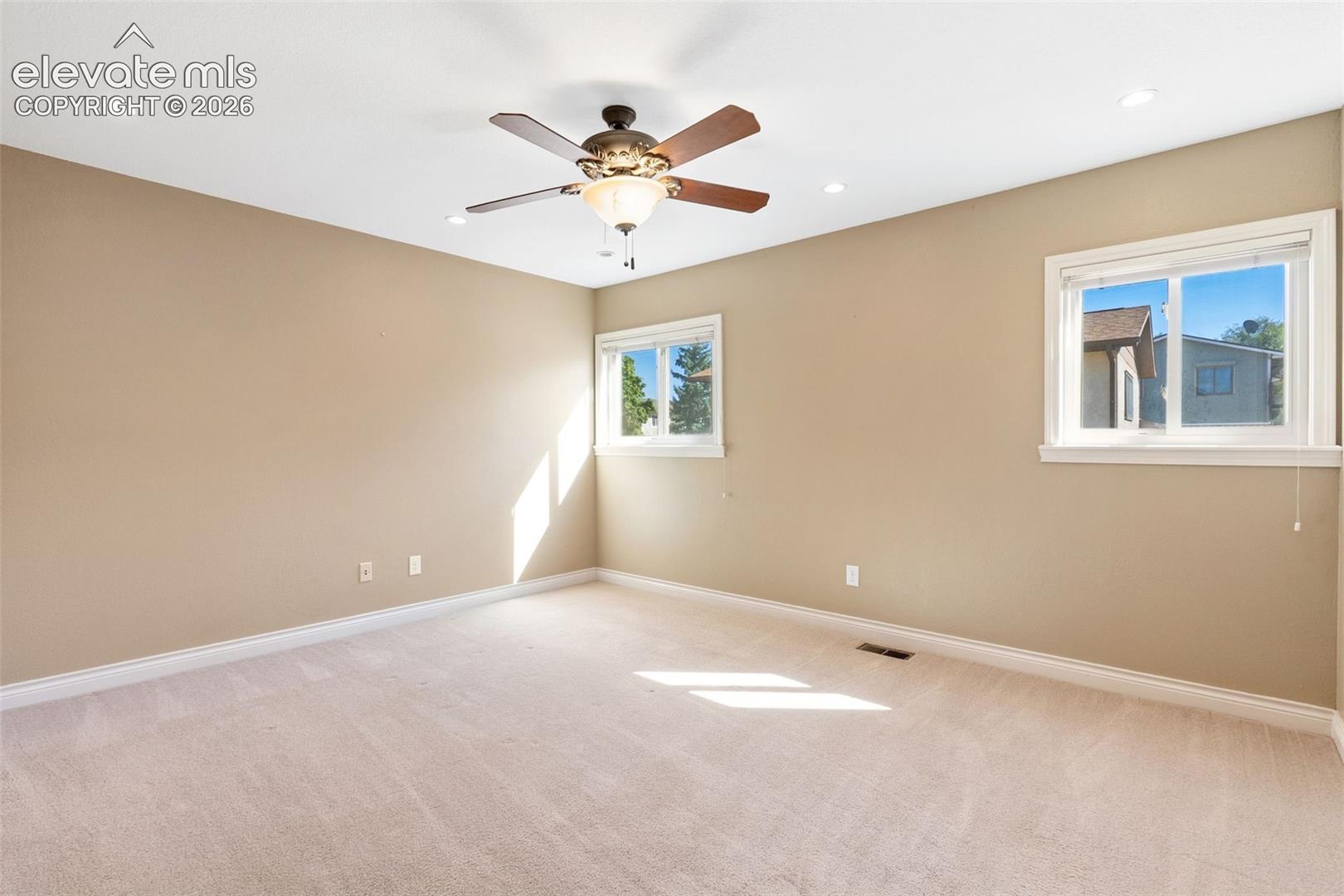 Listing photo 26 for 3071 Banjo Drive