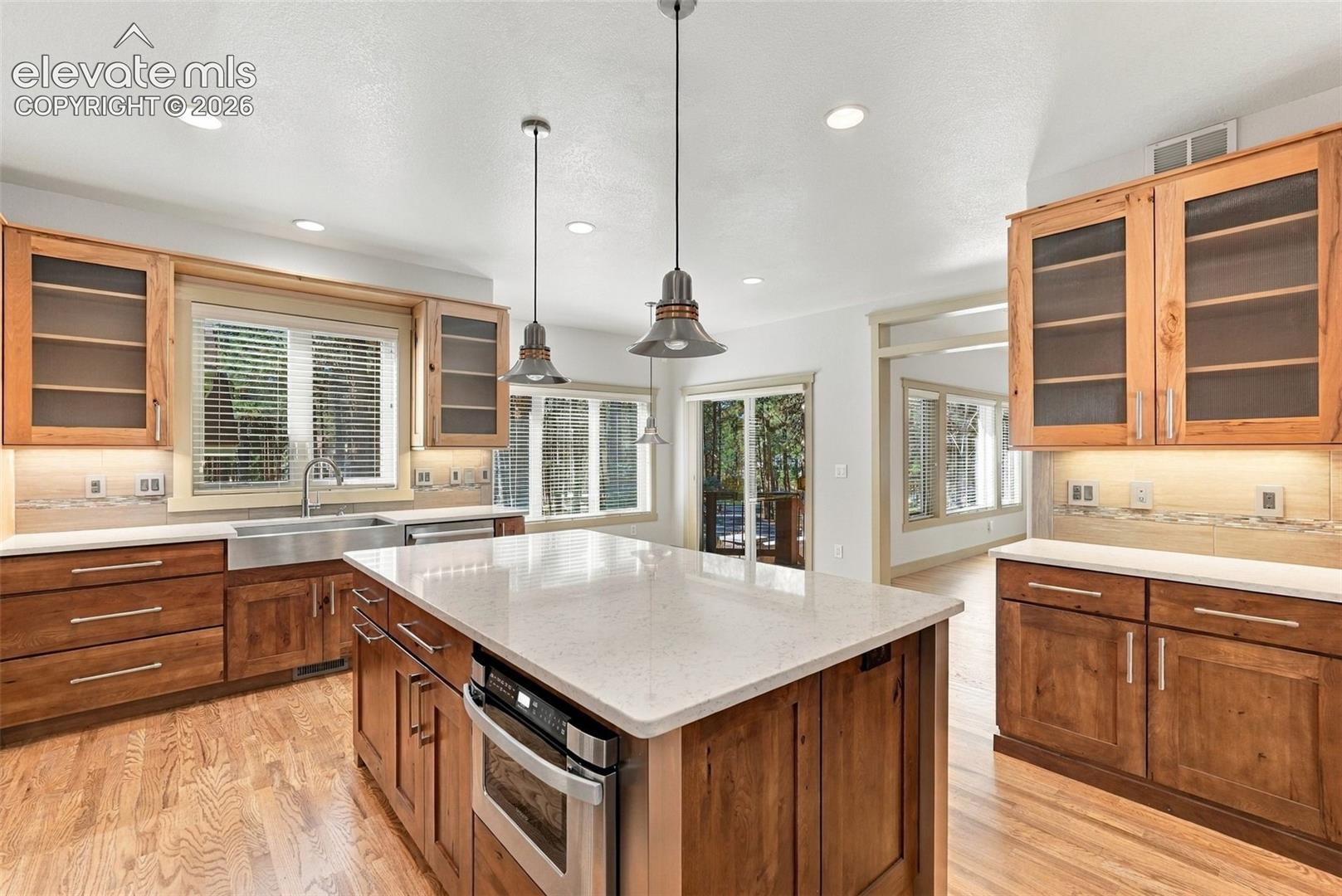 Listing photo 19 for 18825 Pagentry Place