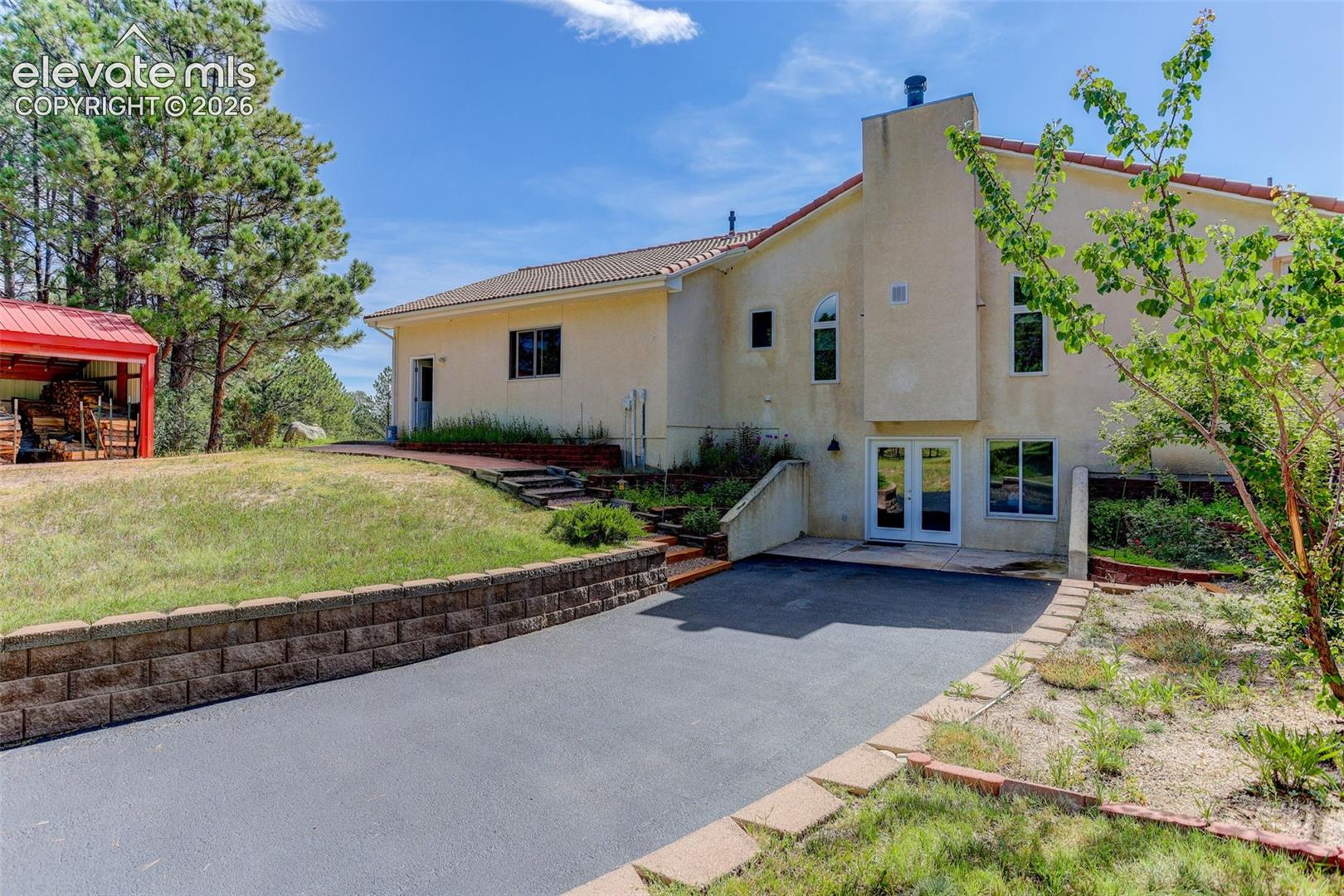 Listing photo 30 for 11570 Milford Road
