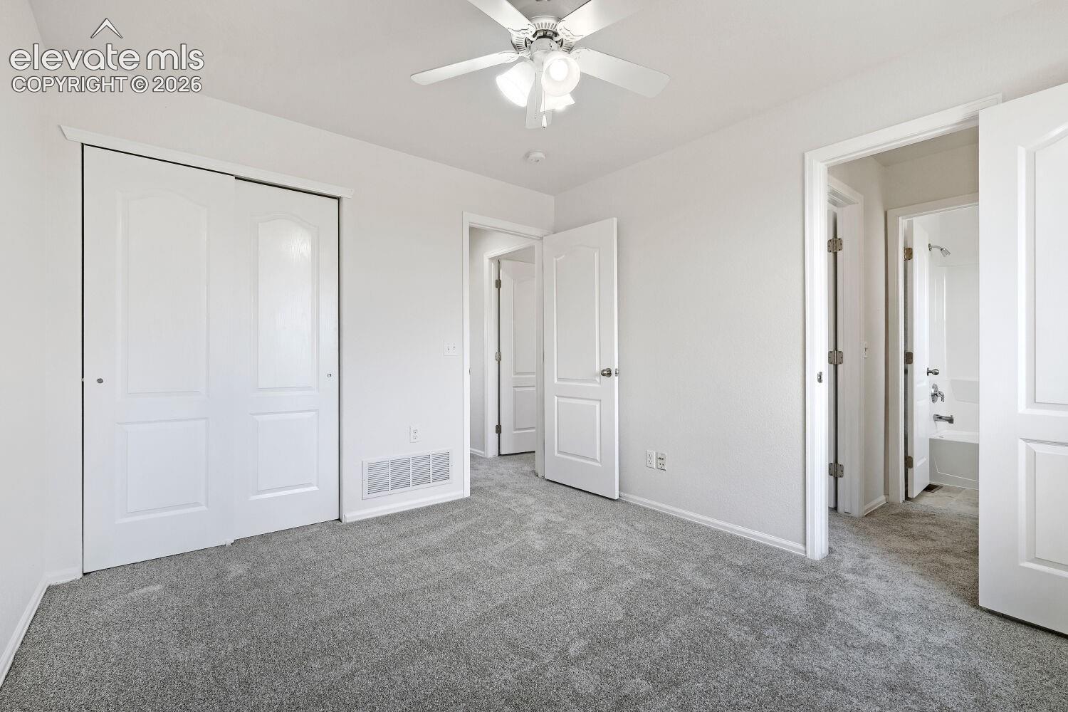 Listing photo 25 for 10025 everglades Drive