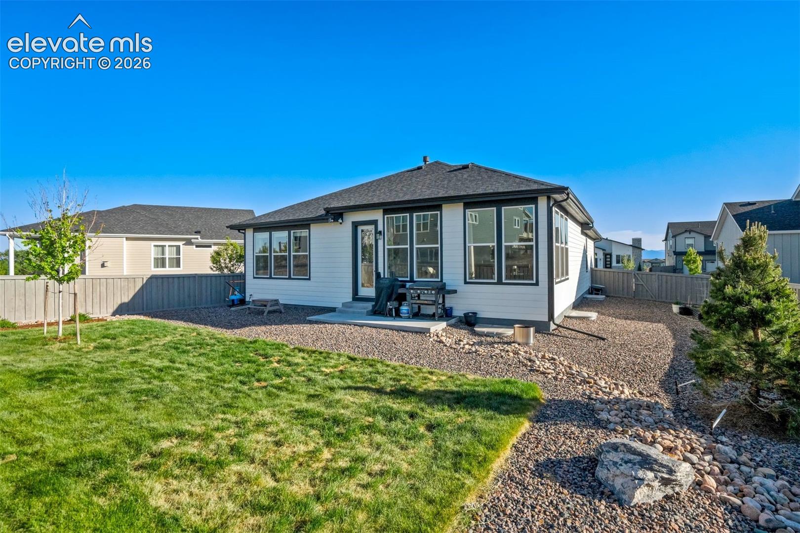 Listing photo 39 for 8318 Sam Bass Drive