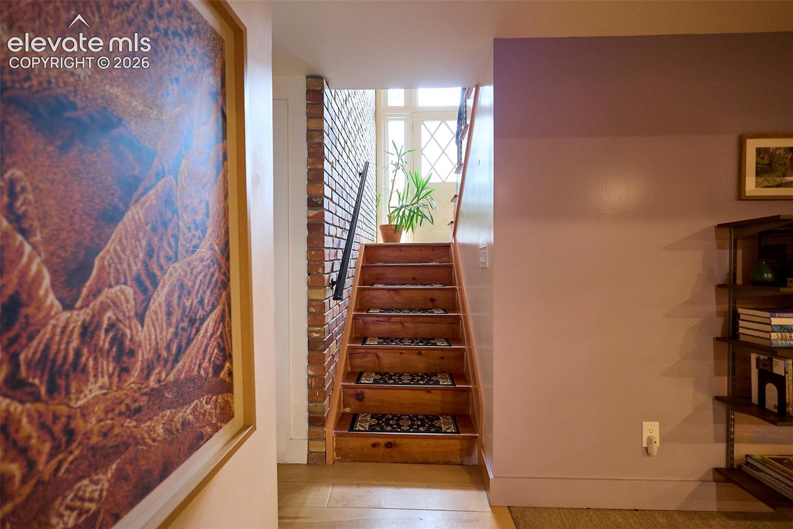 Listing photo 34 for 6827 Rosewood Drive