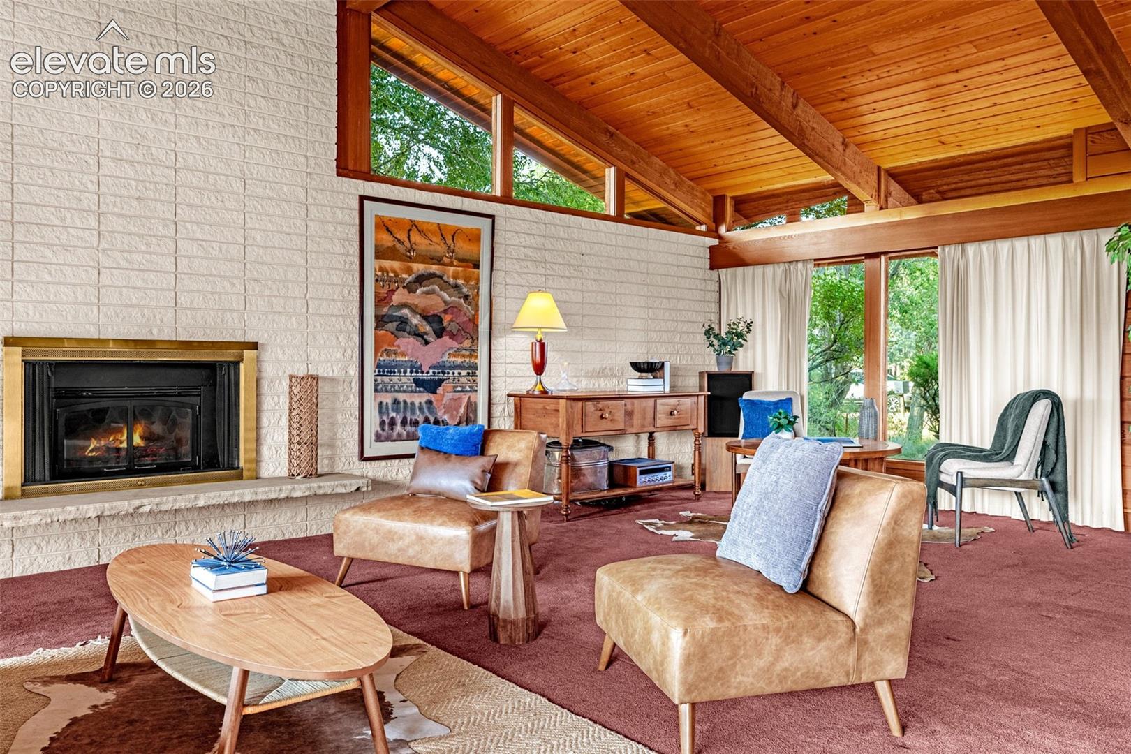 Listing photo 16 for 1210 E High Point Lane