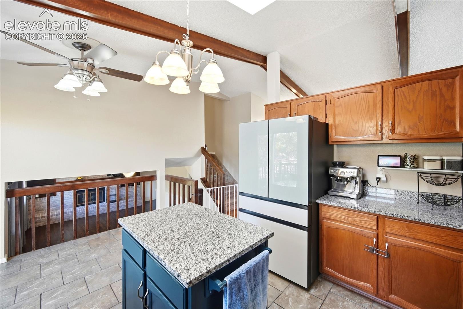 Listing photo 8 for 3880 Cloud Drive