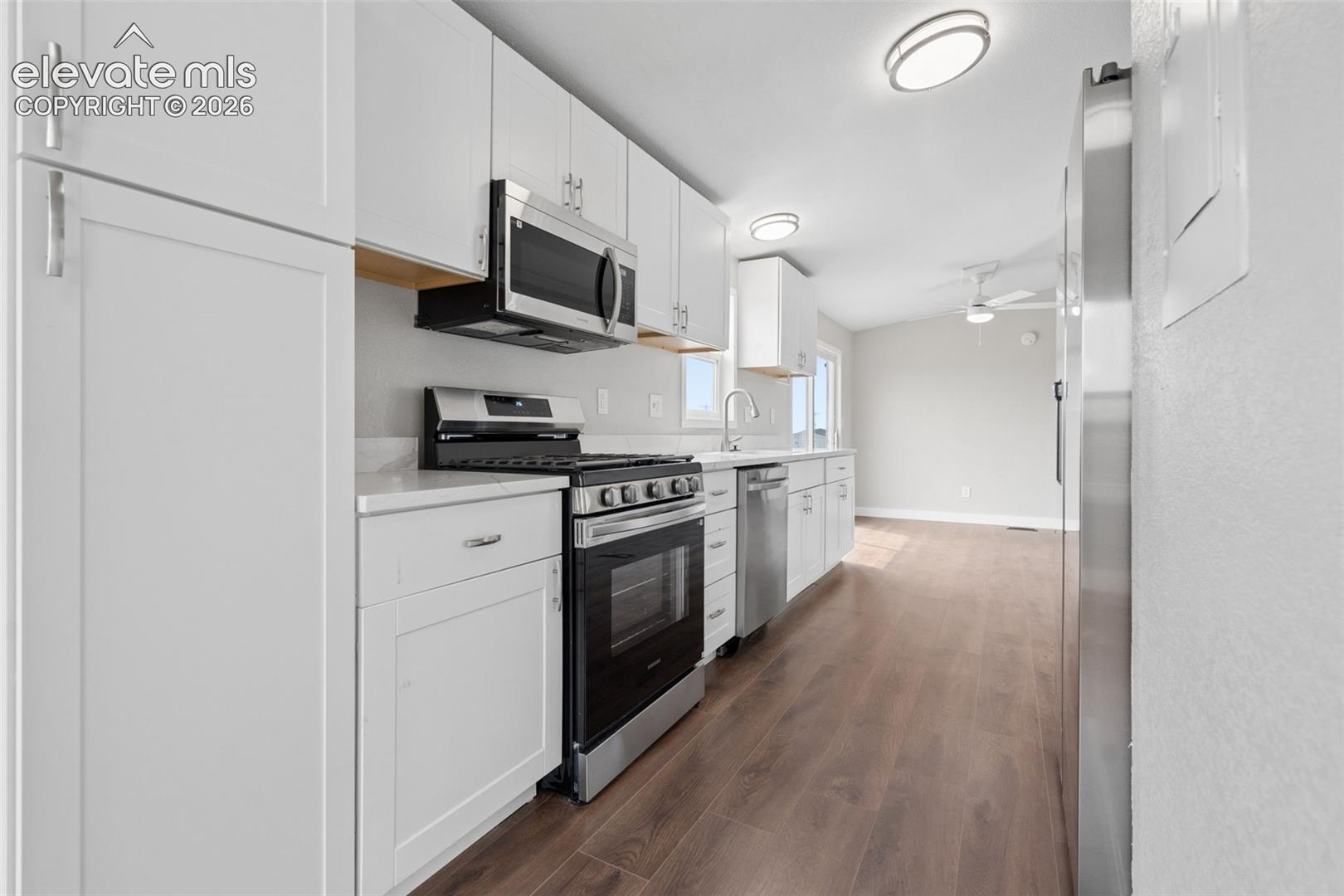 Listing photo 12 for 4671 Pipestem Avenue
