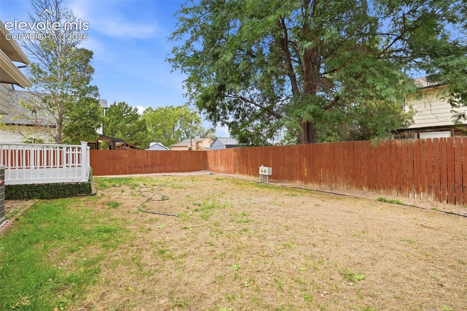 Listing photo 42 for 960 Crandall Drive