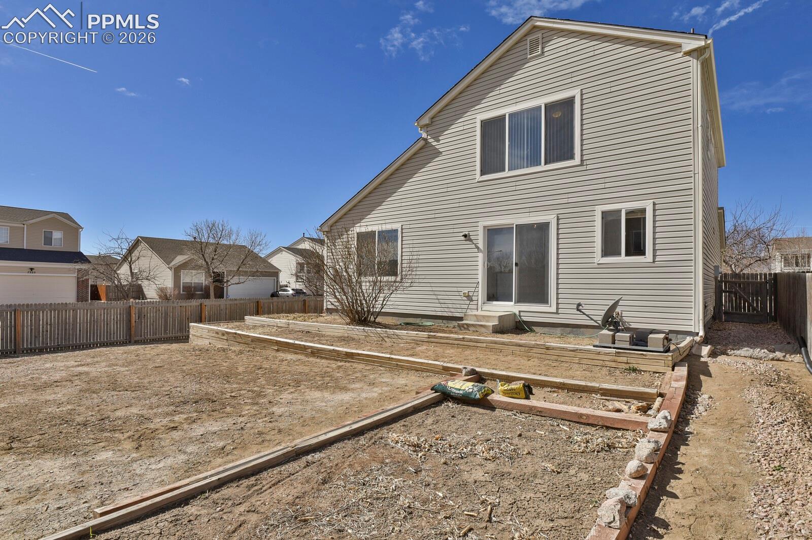 Listing photo 26 for 7203 Bentwater Drive