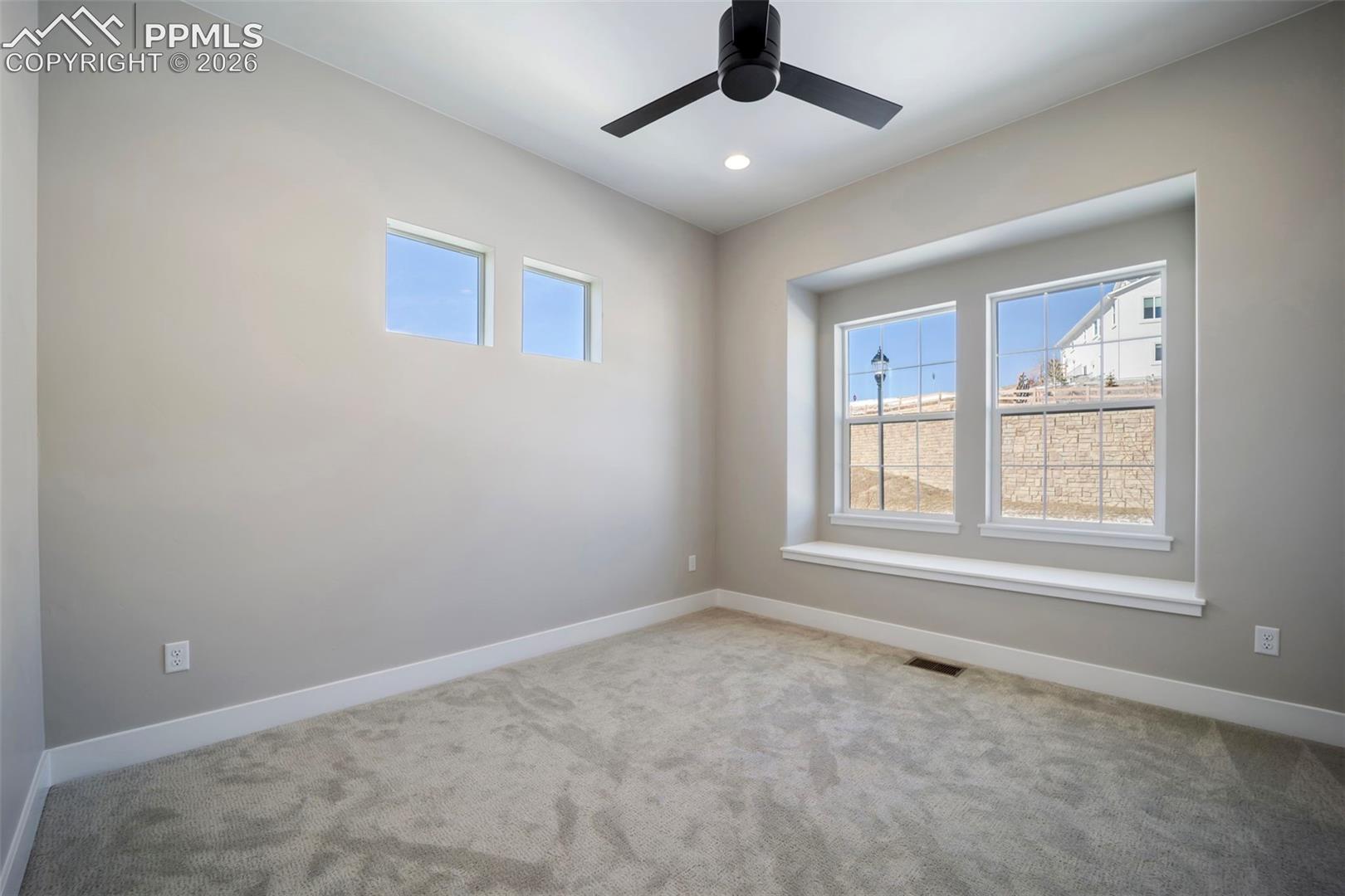 Listing photo 15 for 12323 Mionetto Court