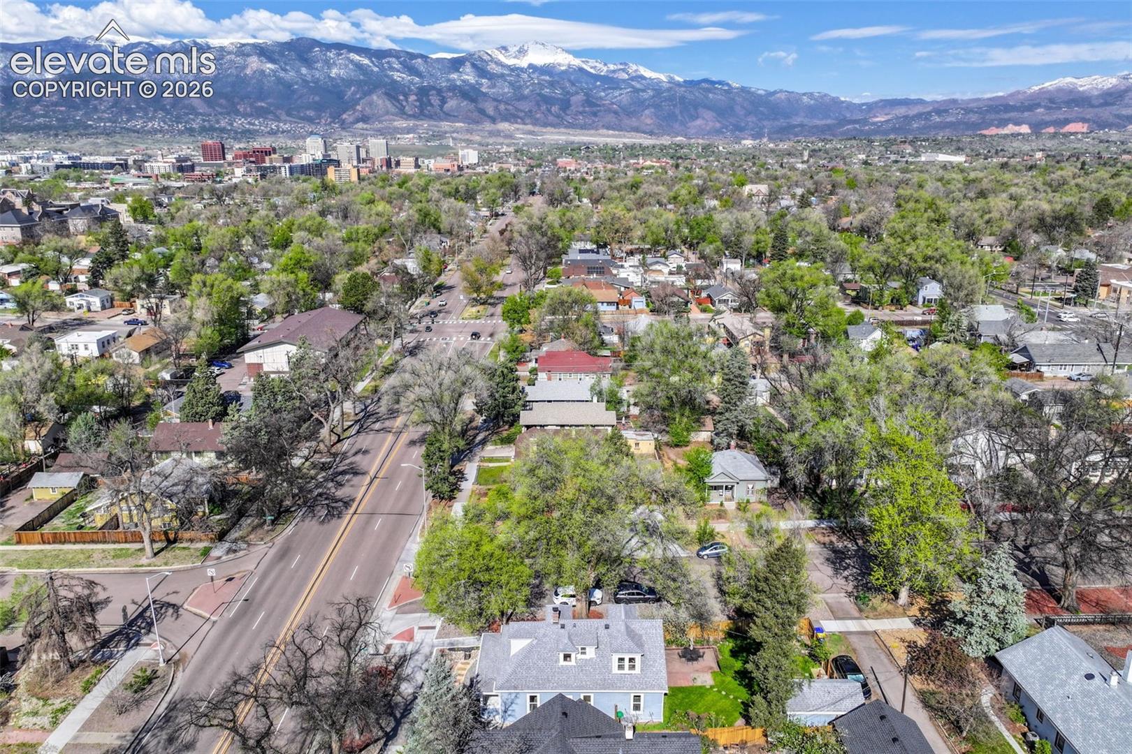 Listing photo 6 for 1302 E Platte Avenue