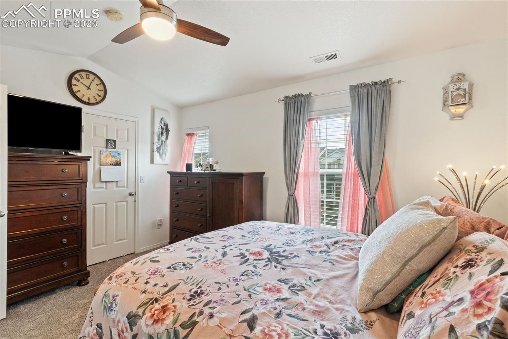 Listing photo 13 for 10580 Wells Point