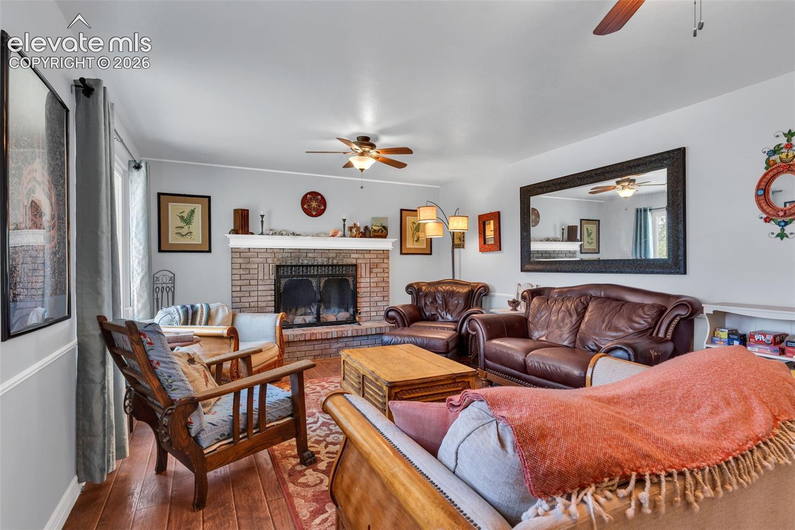 Listing photo 14 for 1004 Ridgeview Place