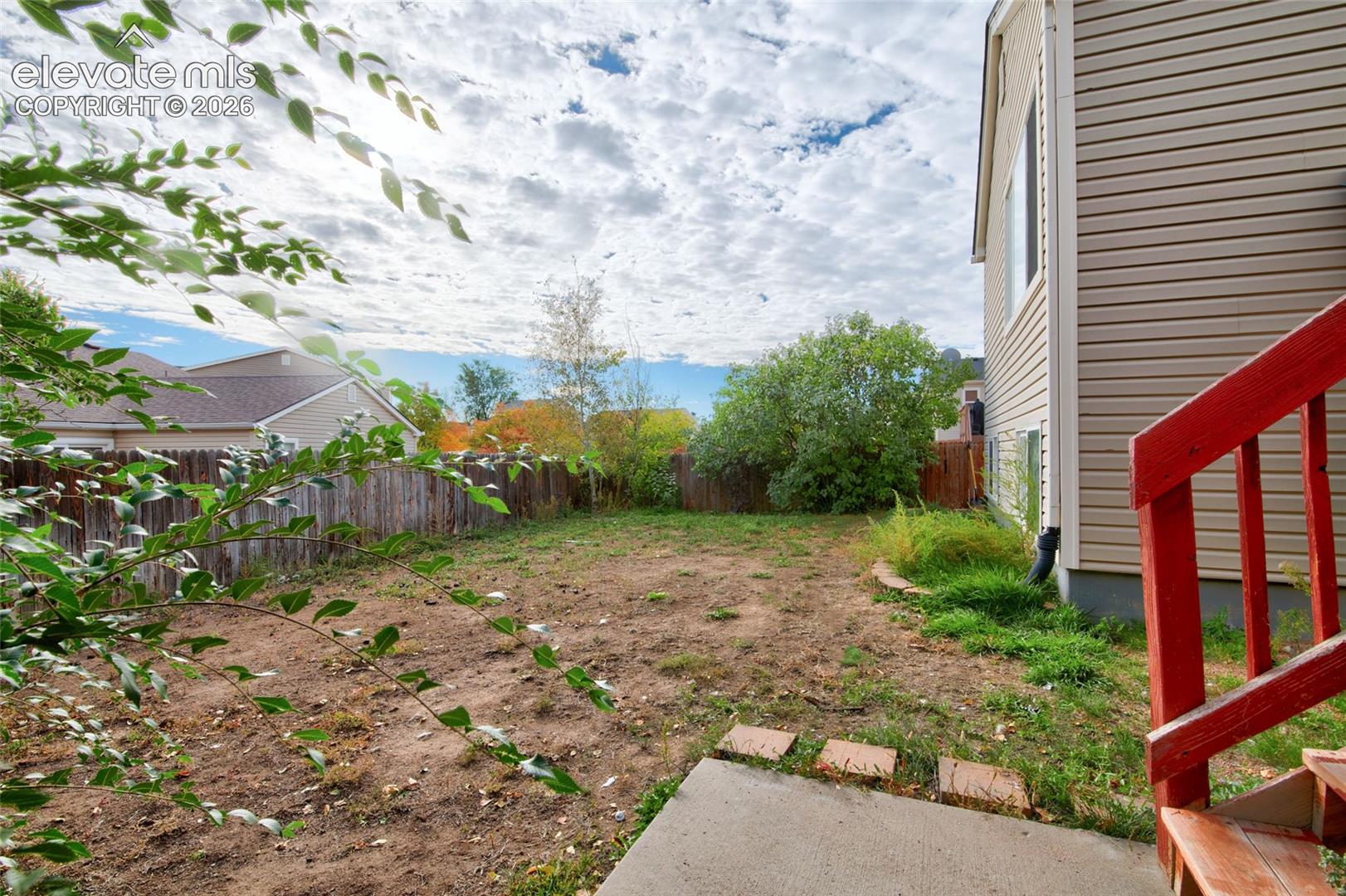 Listing photo 29 for 8451 Shadow Run Lane