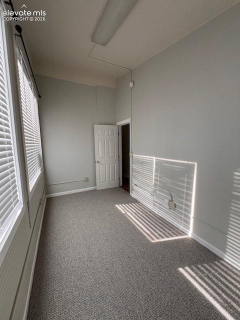 Listing photo 38 for 217 W Masonic Avenue