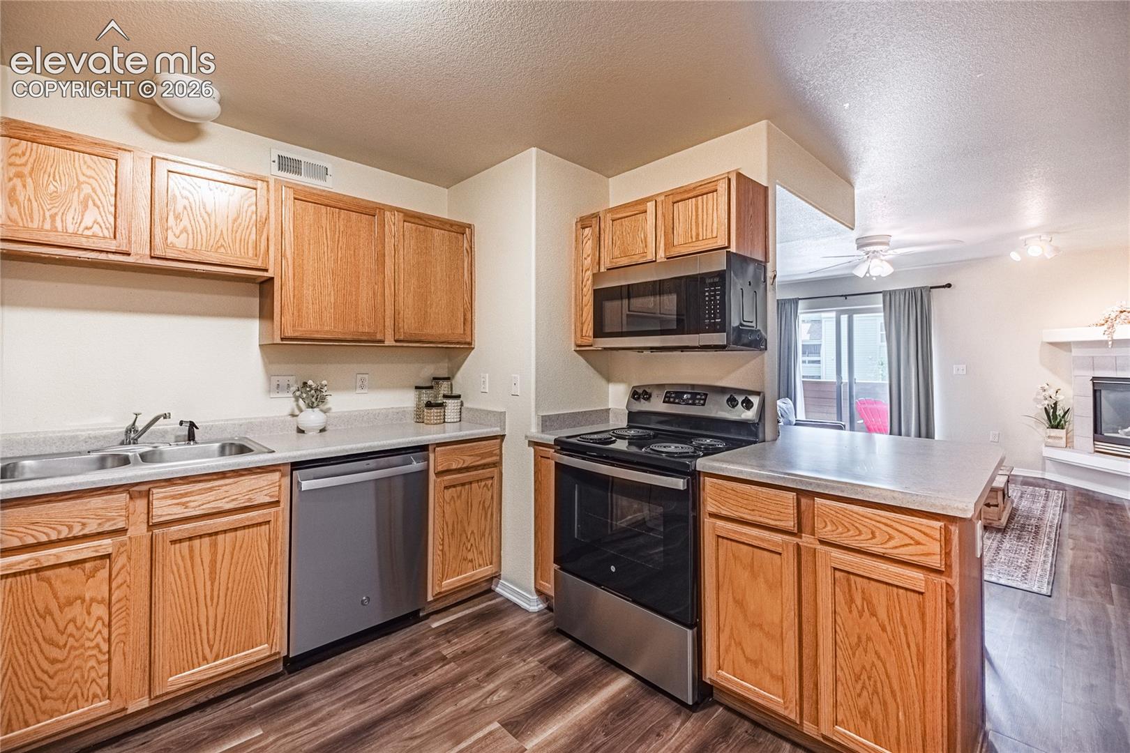 6755 Delmonico Drive, photo 14