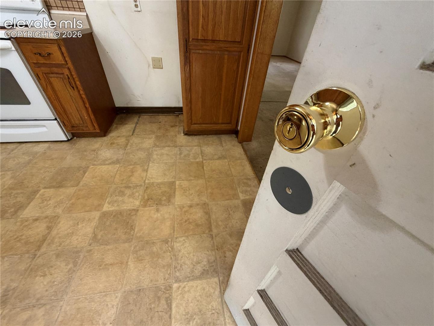 Listing photo 21 for 2239 Drakestone Drive