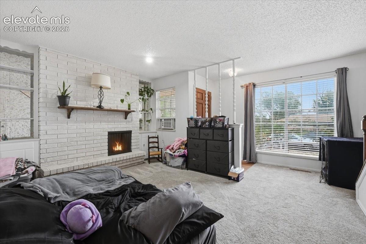 Listing photo 9 for 724-726 Pioneer Lane