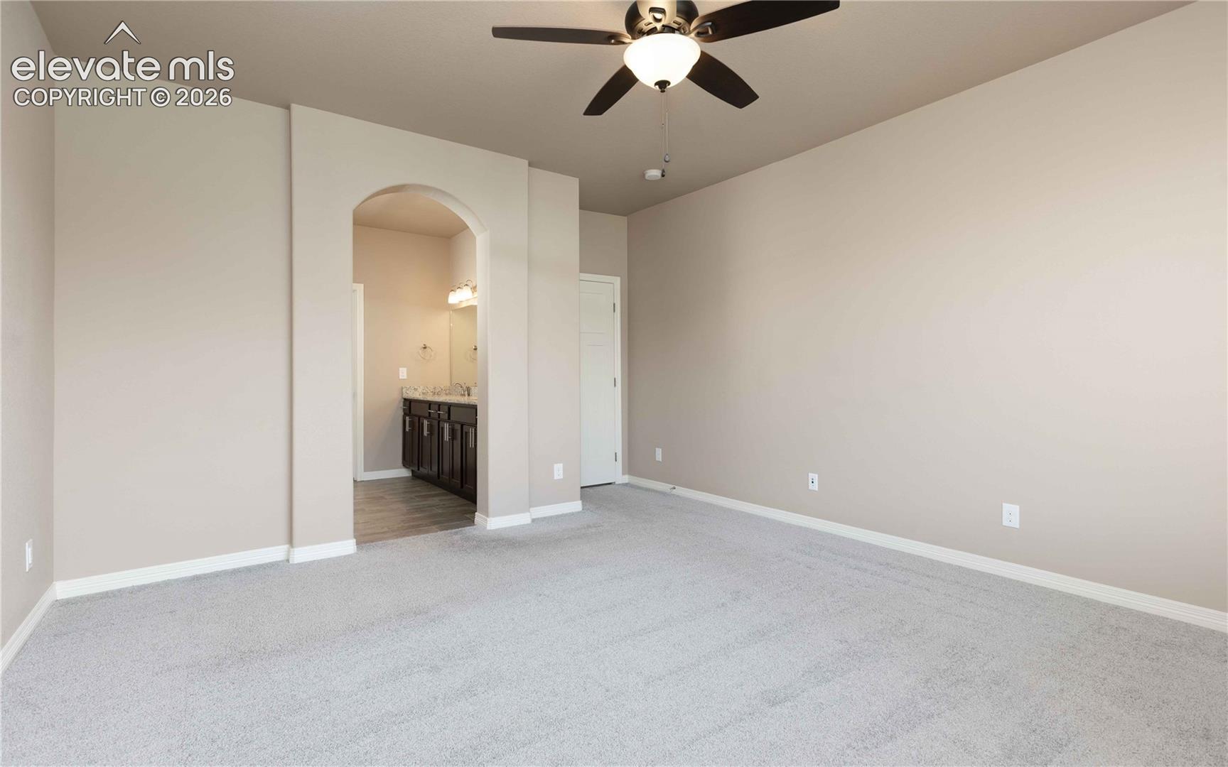 Listing photo 19 for 7684 Peachleaf Drive
