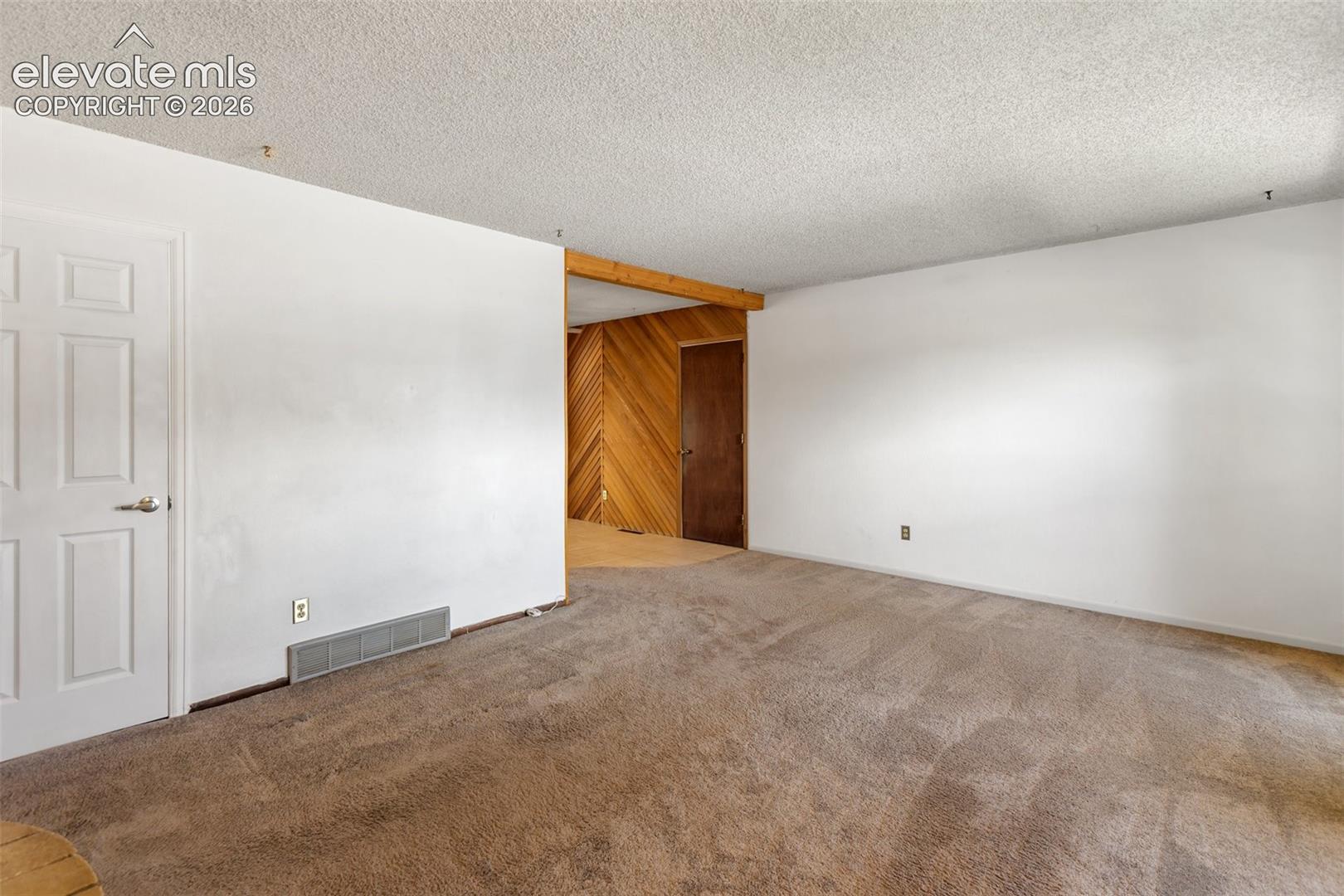 Listing photo 15 for 403 Shield Road
