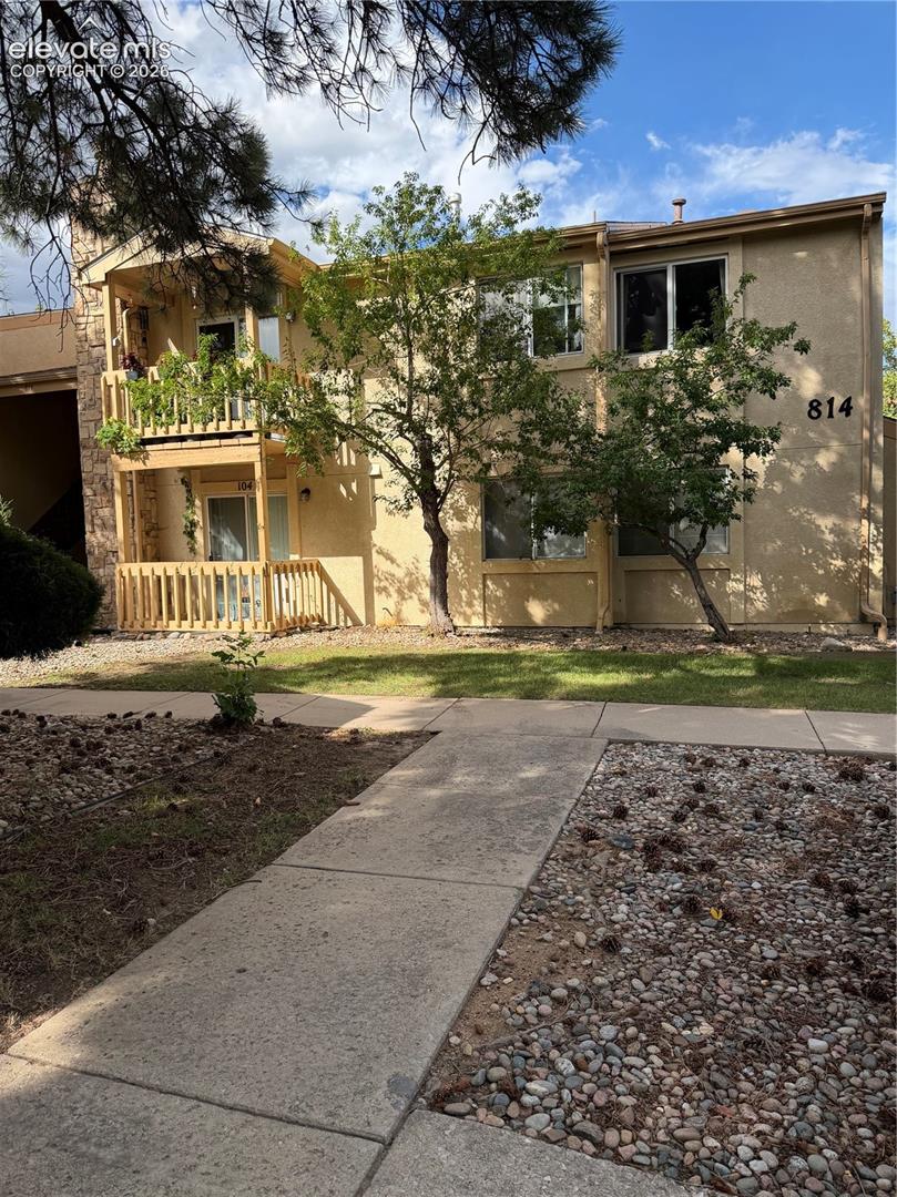 814 Tenderfoot Hill Road