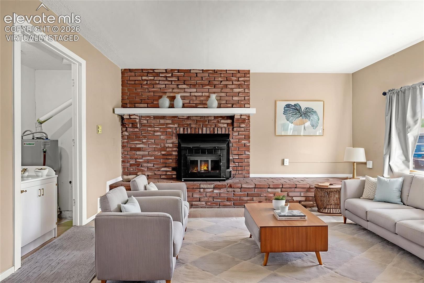 Listing photo 6 for 1933 Hallam Avenue