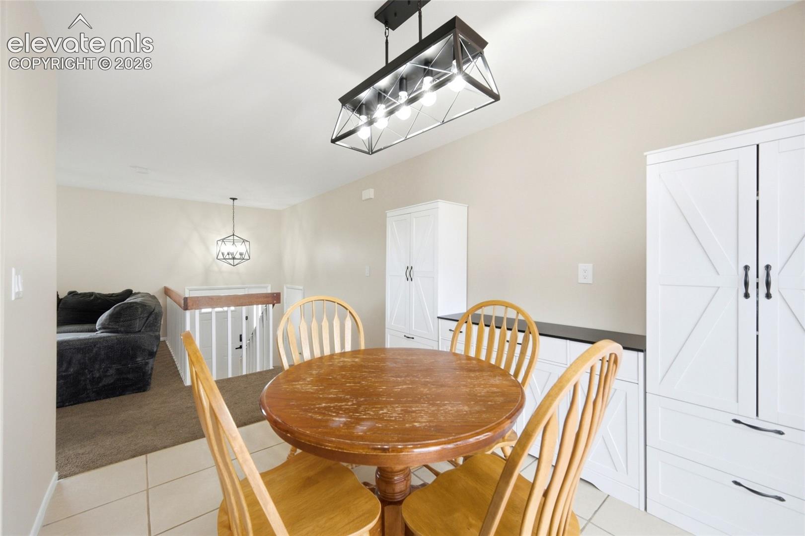 Listing photo 11 for 6735 Blue River Way