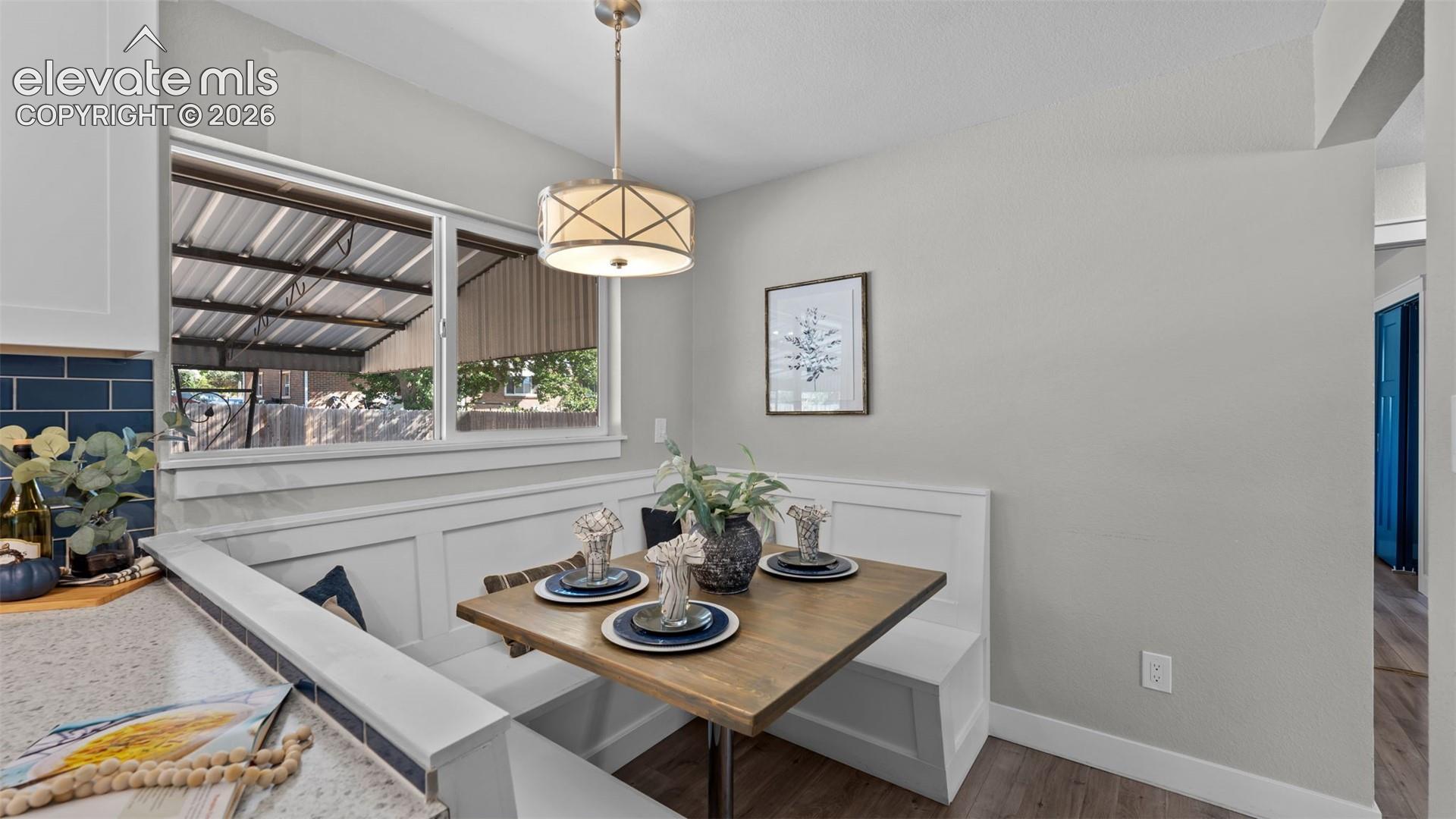Listing photo 9 for 7 N Dartmouth Street