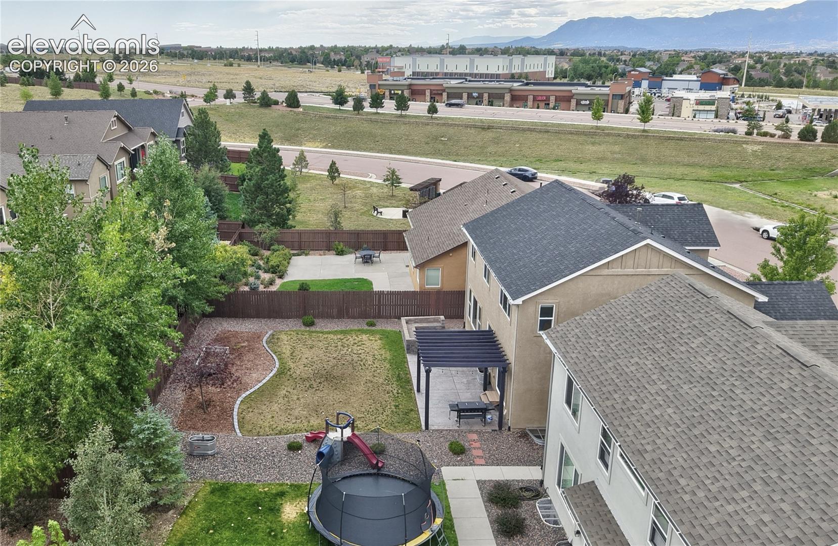 Listing photo 4 for 10637 Echo Canyon Drive