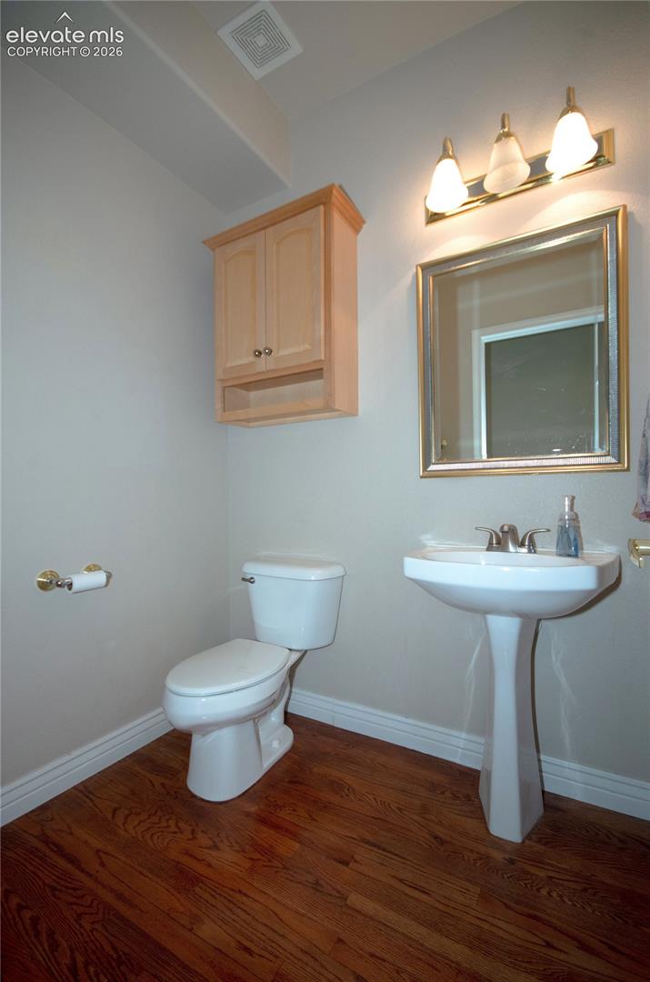 Listing photo 17 for 19558 Fox Trail Way