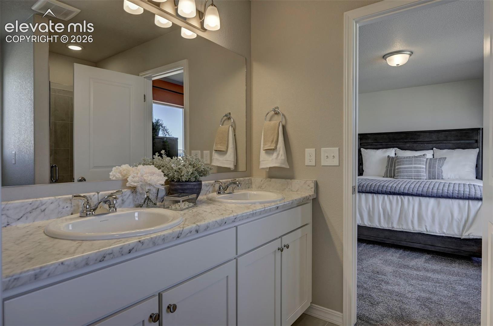 Listing photo 10 for 13664 Nederland Drive