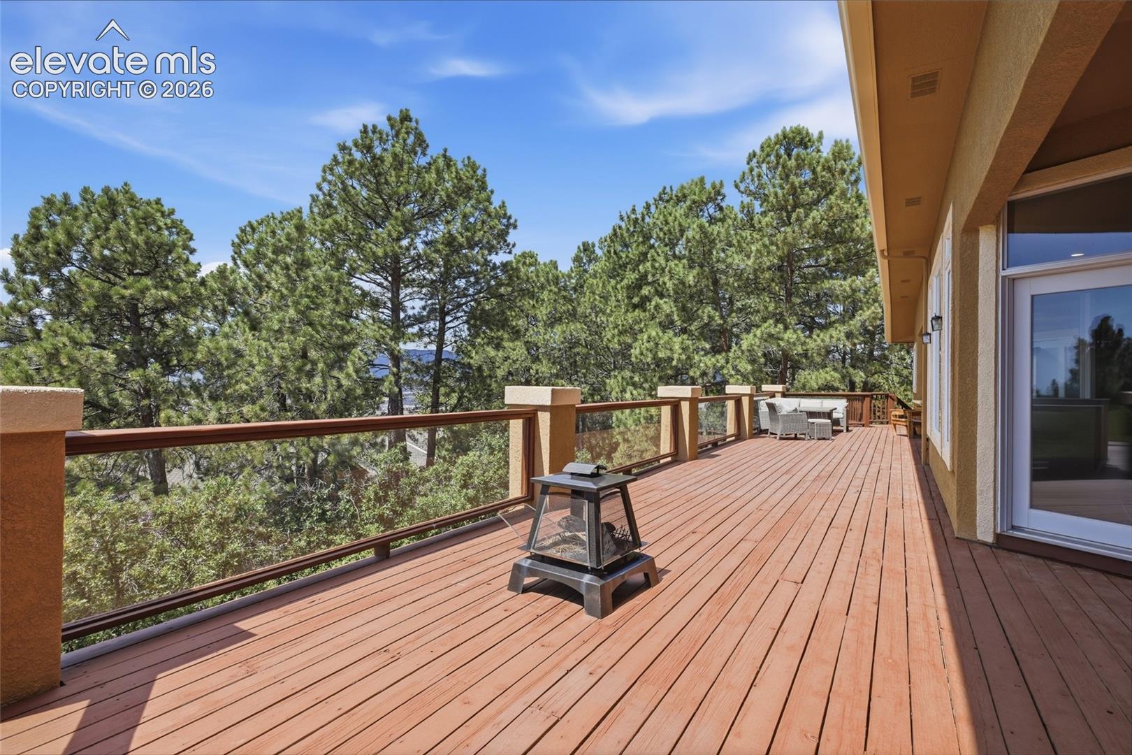 Listing photo 5 for 17215 Fairplay Drive