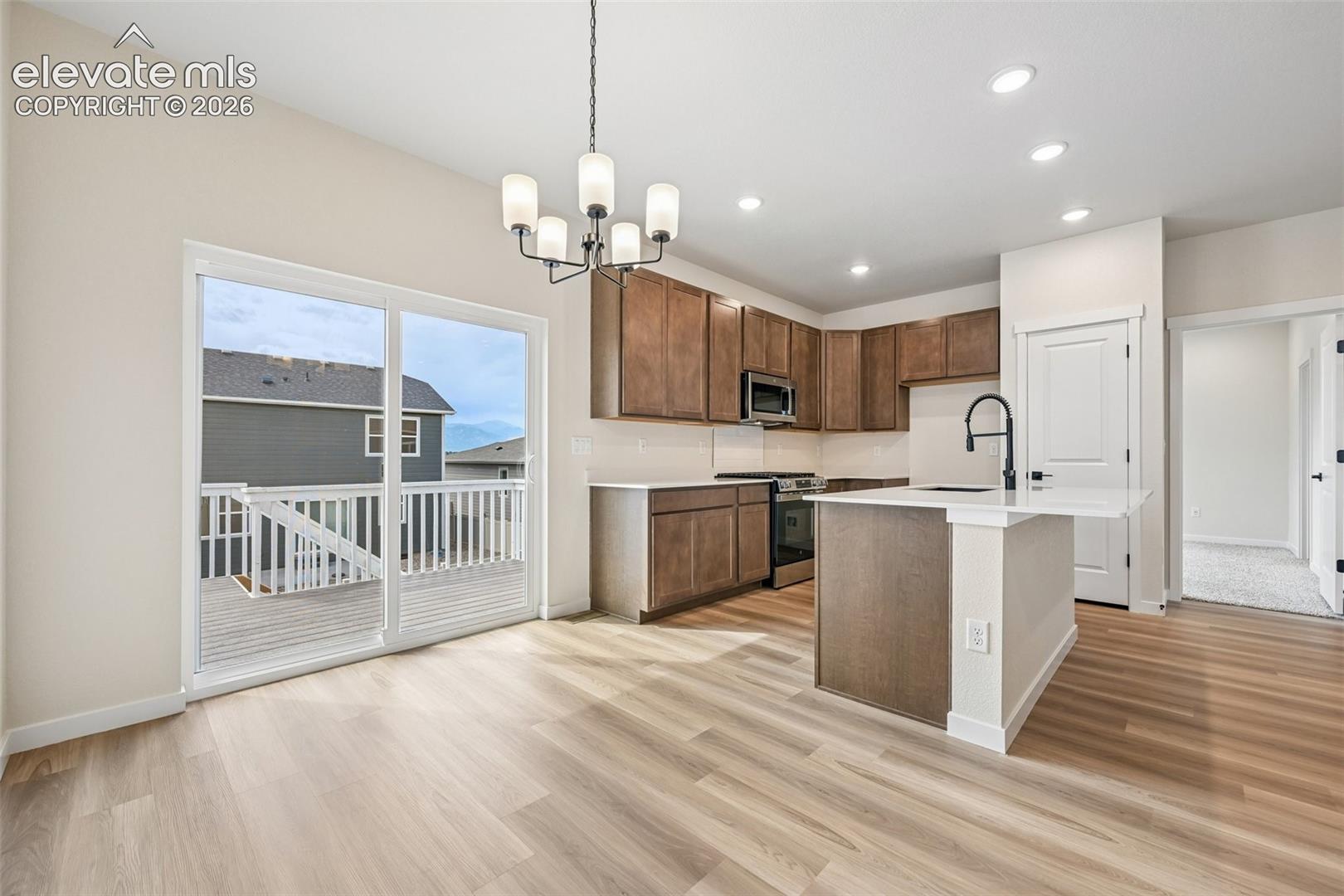 Listing photo 11 for 9684 Blaurock Drive