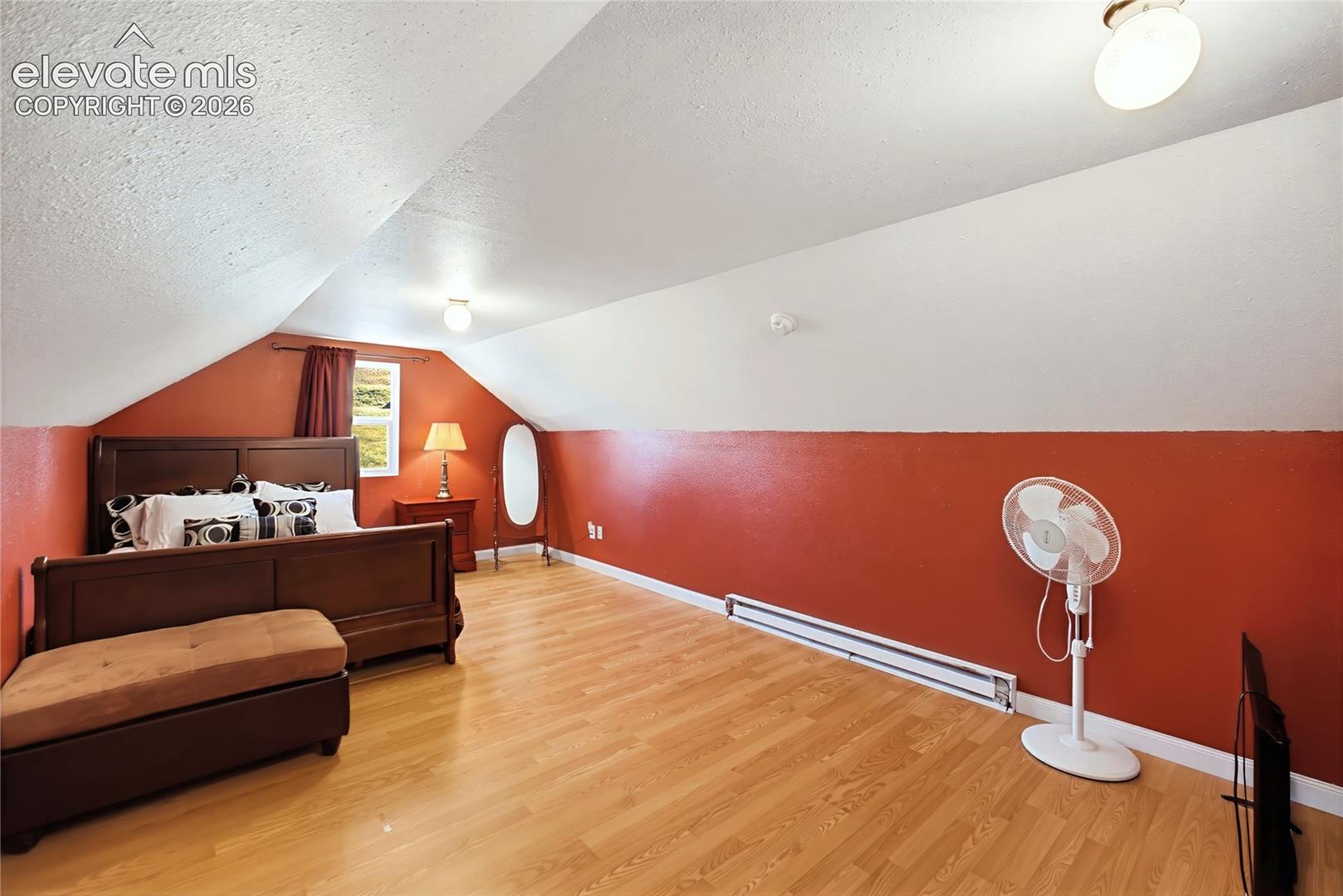 Listing photo 30 for 222 E Placer Street