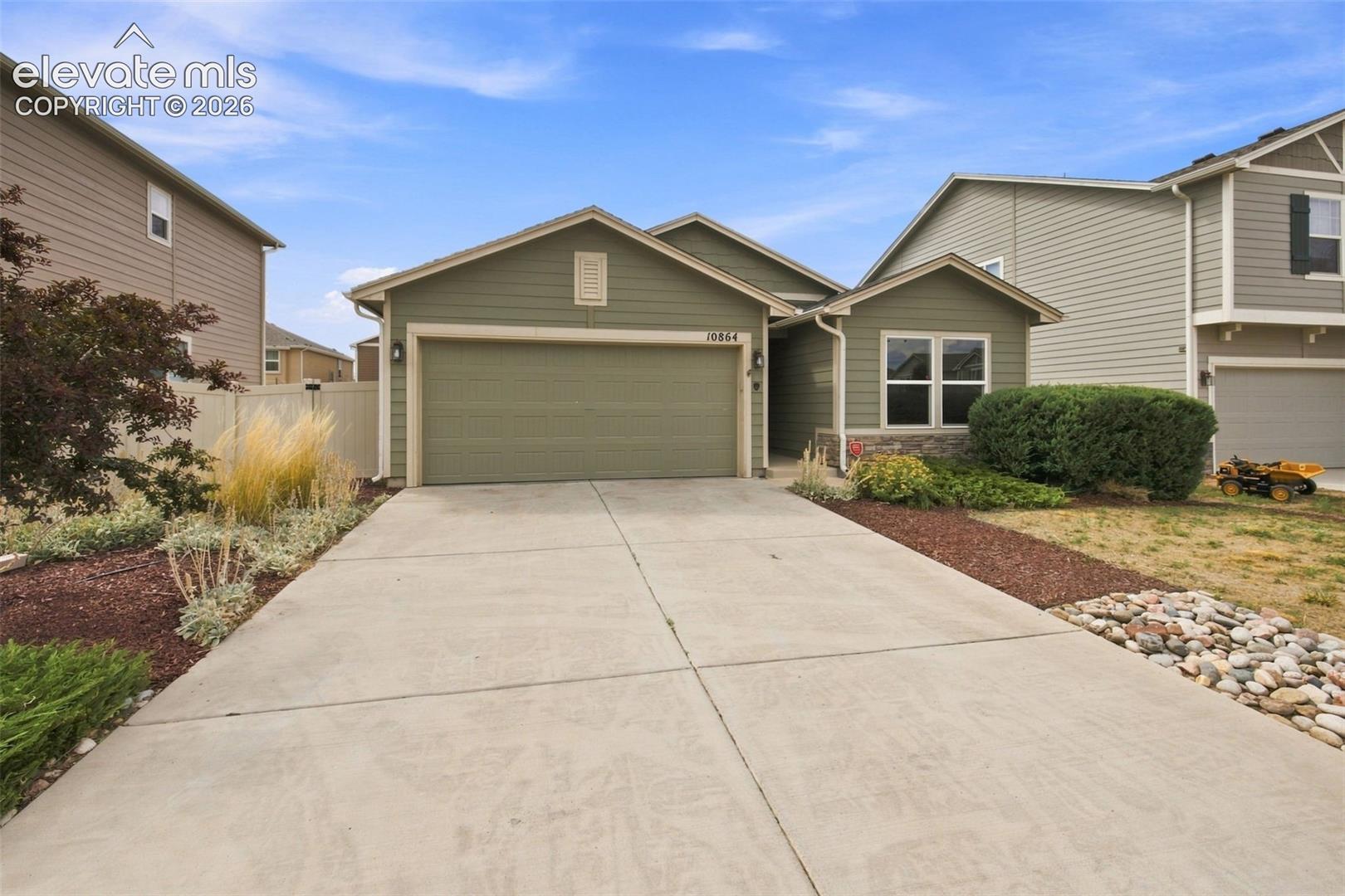 10864 Traders Parkway — listing photo