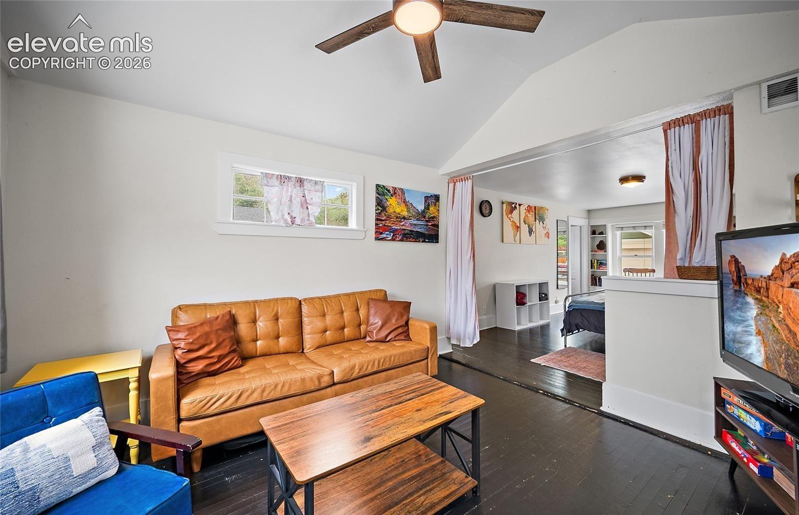 Listing photo 38 for 1007 E Boulder Street